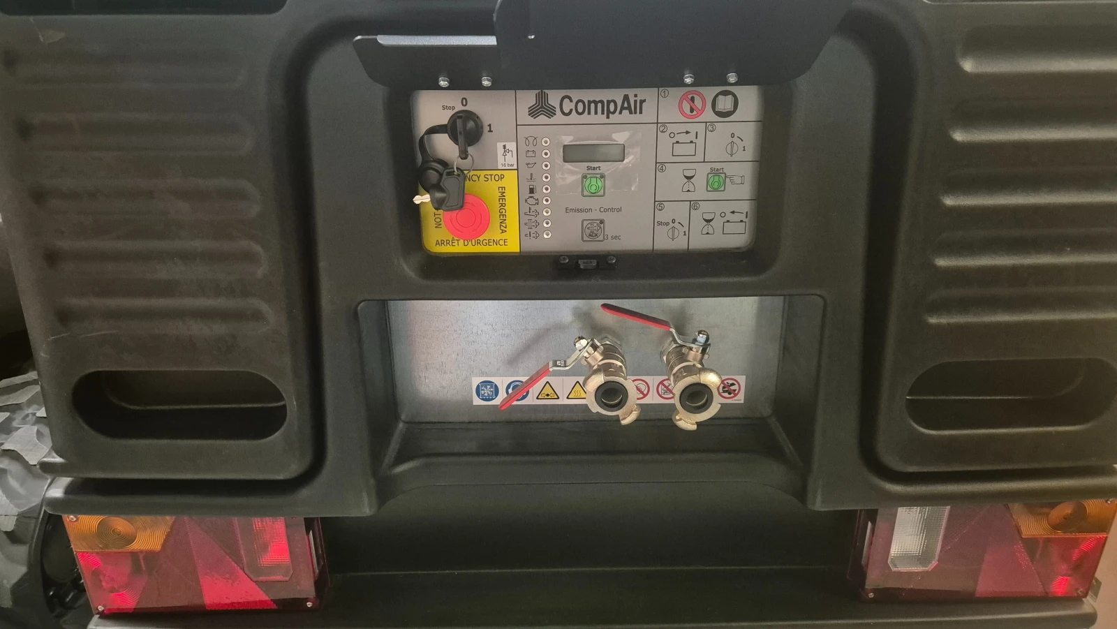 Компресори Друга Compair C50 - НОВ - изображение 6 | Auto.bg Компресори Друга Compair C50 - НОВ - изображение 6
