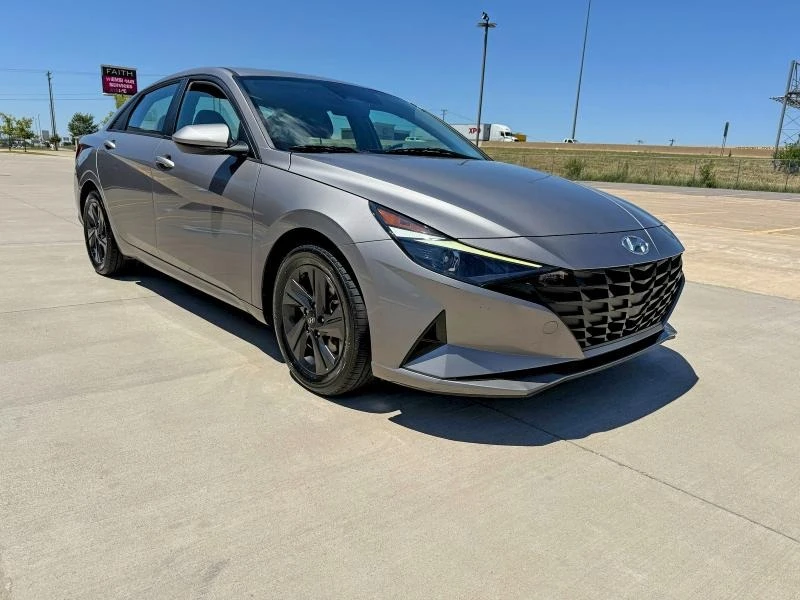 Hyundai Elantra undefined | Auto.bg — изображение 1 Hyundai Elantra undefined | Auto.bg — изображение 1