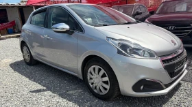 Снимка Peugeot 208