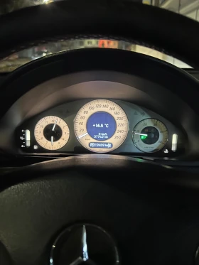 Mercedes-Benz E 270 Авангард - 2500 € / 4889.57 лв. - 24690426 13 | Car24.bg Mercedes-Benz E 270 Авангард - 2500 € / 4889.57 лв. - 24690426 13