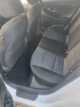 Hyundai I30 1.4 - 10700 € / 20927.38 лв. - 31645584 11 | Car24.bg Hyundai I30 1.4 - 10700 € / 20927.38 лв. - 31645584 11