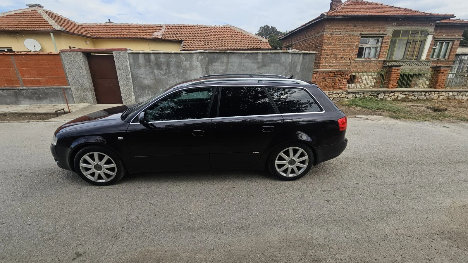 Audi A4 2.0 tdi S LINE 6ск - изображение 6 | Auto.bg Audi A4 2.0 tdi S LINE 6ск - изображение 6