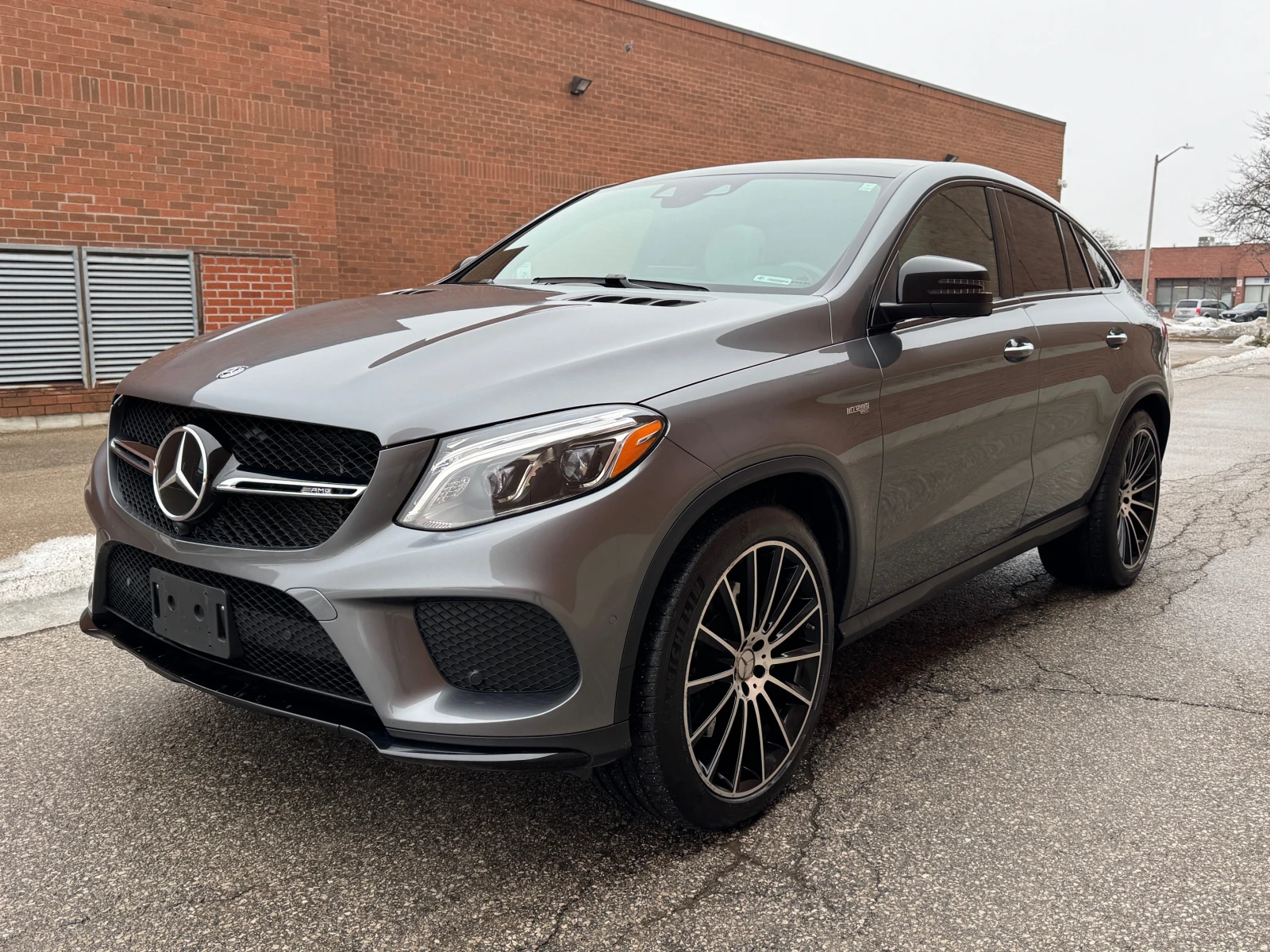 Mercedes-Benz GLE 43 AMG COUPE / ОБДУХ / H&K / МАСАЖИ / 360 / PANO | Auto.bg — изображение 1 Mercedes-Benz GLE 43 AMG COUPE / ОБДУХ / H&K / МАСАЖИ / 360 / PANO | Auto.bg — изображение 1