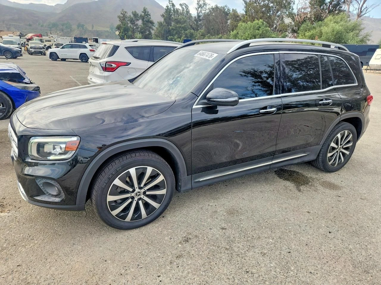 Mercedes-Benz GLB 250 4MATIC | Auto.bg — изображение 1 Mercedes-Benz GLB 250 4MATIC | Auto.bg — изображение 1