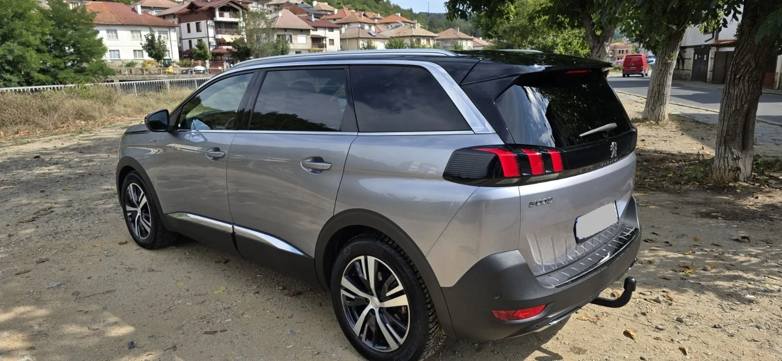 Peugeot 5008 2.0 HDI 180 8AT - изображение 5 | Auto.bg Peugeot 5008 2.0 HDI 180 8AT - изображение 5