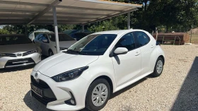 Toyota Yaris 1.5i Ръчни скорости/Мултимедия - Car24.bg Toyota Yaris 1.5i Ръчни скорости/Мултимедия
