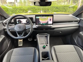 VW T-Roc - 35661 € - 52950996 8 | Car24.bg VW T-Roc - 35661 € - 52950996 8