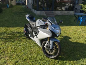 Suzuki Gsxr 750 2022г. Като нов | Auto.bg — изображение 2 Suzuki Gsxr 750 2022г. Като нов | Auto.bg — изображение 2