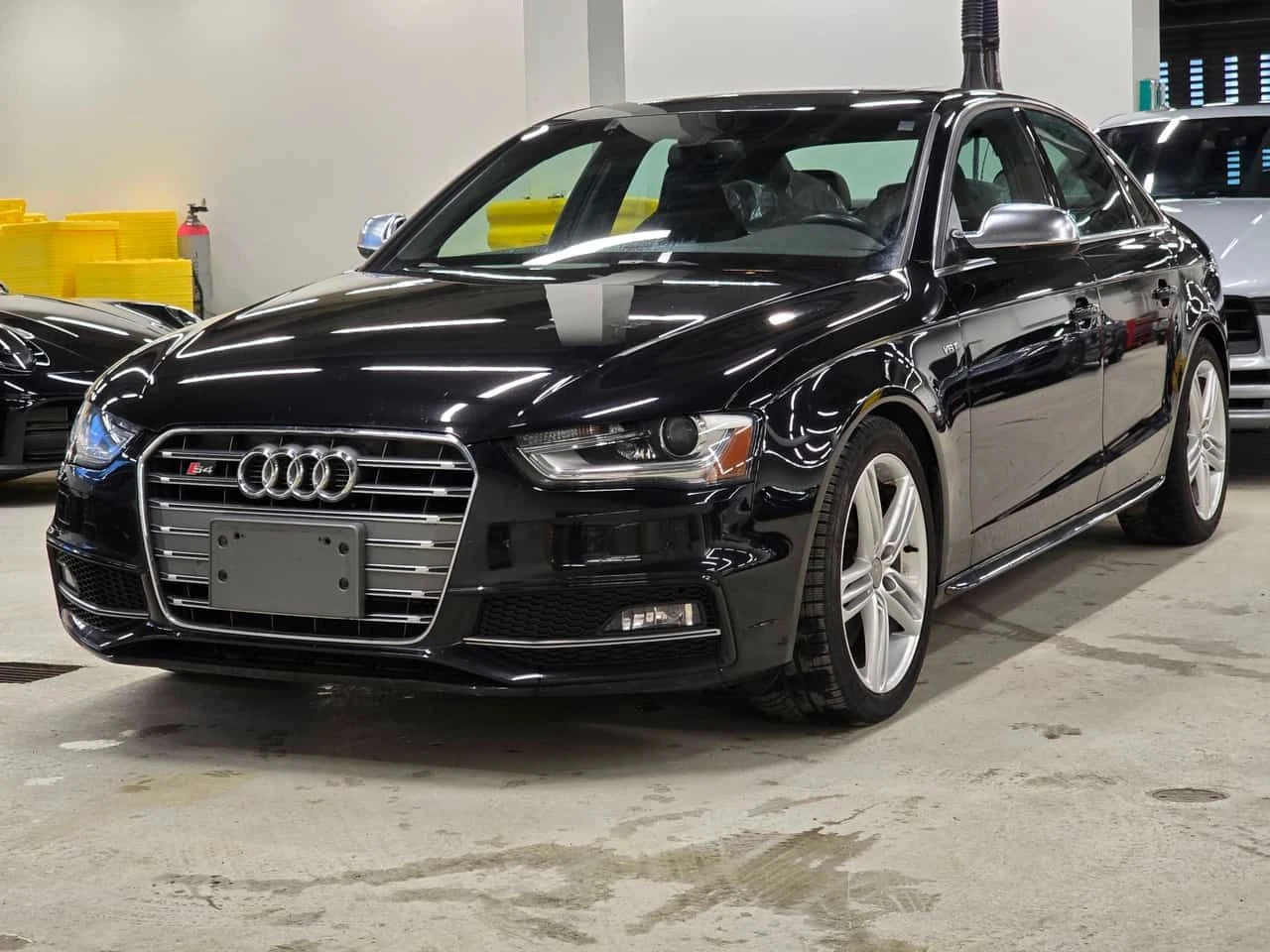 Audi S4 Technik /B&O/CAMERA/ГУМИ С ДЖАНТИ /КЛИП НА МОТОРА | Auto.bg — изображение 1 Audi S4 Technik /B&O/CAMERA/ГУМИ С ДЖАНТИ /КЛИП НА МОТОРА | Auto.bg — изображение 1