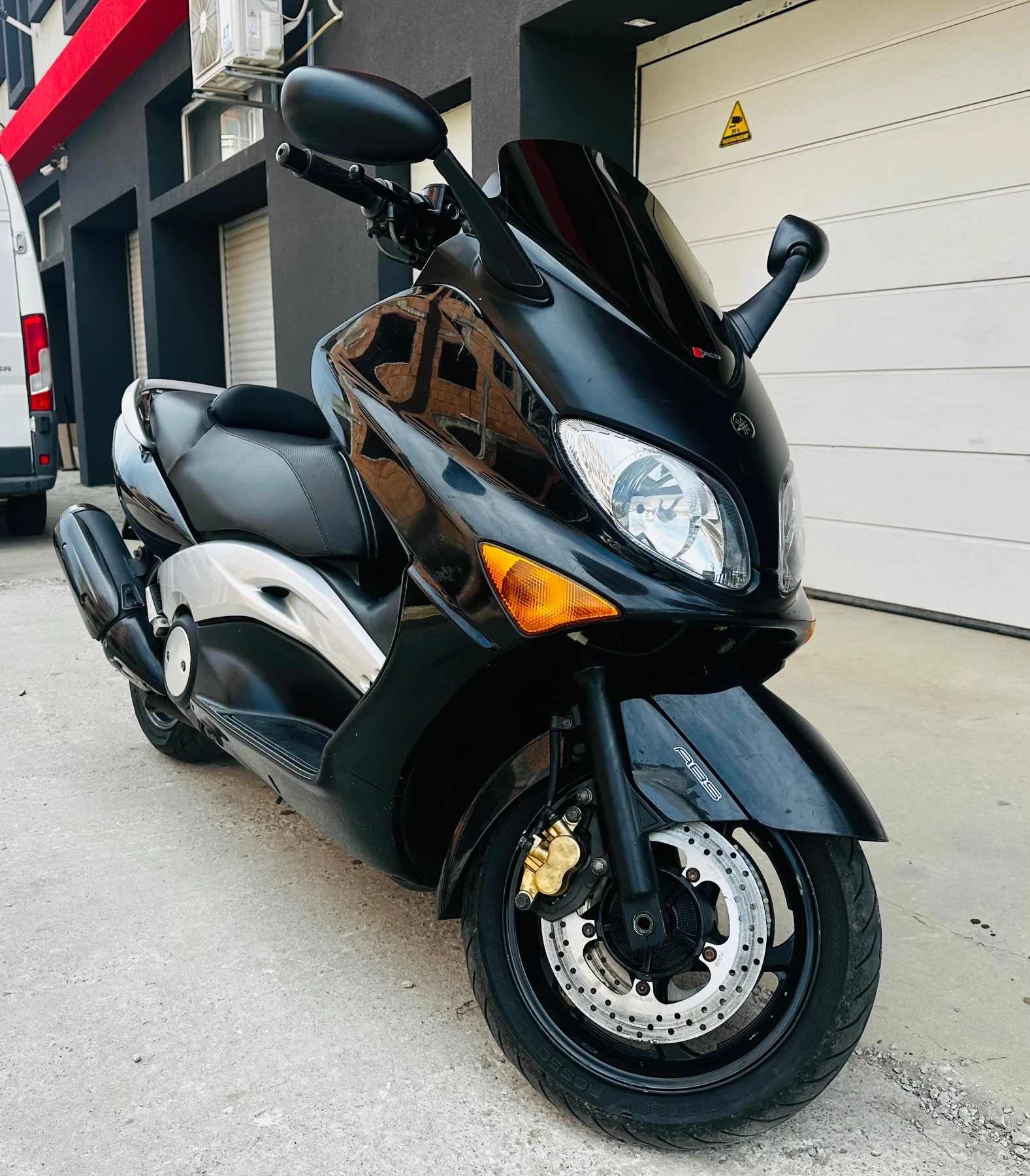 Yamaha T-max 500i ABS | Auto.bg — изображение 1 Yamaha T-max 500i ABS | Auto.bg — изображение 1