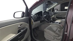 Kia Carnival KEYLESS* КРАЙНА ЦЕНА - 12599 € / 24641.50 лв. - 59963111 10 | Car24.bg Kia Carnival KEYLESS* КРАЙНА ЦЕНА - 12599 € / 24641.50 лв. - 59963111 10