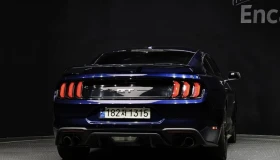 Ford Mustang GT* 5.0* V8* КОЖА* ОБДУХВАНЕ* ПОДГРЕВ* КАМЕРА* КЕЙ - 20735 € / 40554.14 лв. - 73952815 4 | Car24.bg Ford Mustang GT* 5.0* V8* КОЖА* ОБДУХВАНЕ* ПОДГРЕВ* КАМЕРА* КЕЙ - 20735 € / 40554.14 лв. - 73952815 4