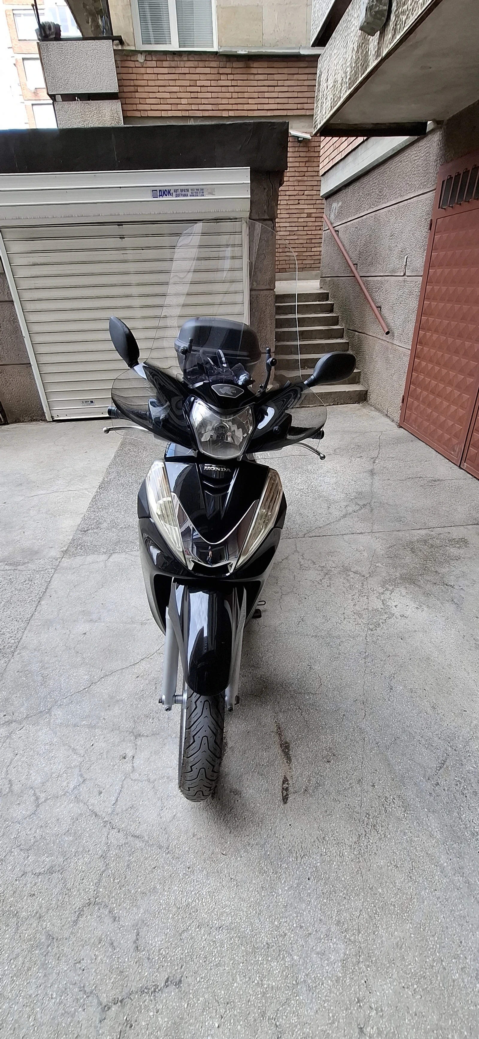 Honda Sh undefined | Auto.bg — изображение 1 Honda Sh undefined | Auto.bg — изображение 1