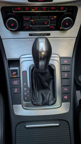 VW CC 2.0TDI Bluemotion | 137, 000km | Обдухване | Navi | Auto.bg — изображение 9 VW CC 2.0TDI Bluemotion | 137, 000km | Обдухване | Navi | Auto.bg — изображение 9