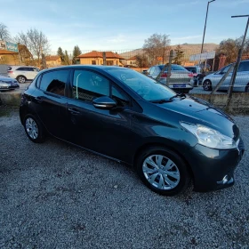 Peugeot 208 1.2i* NAVI* 82кс* EURO 5b* - 8200 лв. / 4192.59 € - 42987574 5 | Car24.bg Peugeot 208 1.2i* NAVI* 82кс* EURO 5b* - 8200 лв. / 4192.59 € - 42987574 5