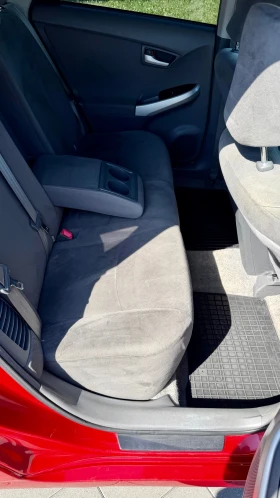 Toyota Prius undefined | Auto.bg — изображение 4 Toyota Prius undefined | Auto.bg — изображение 4
