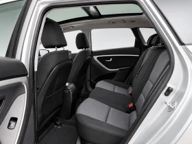 Hyundai I30 1.6 DOHC 16V 120 к.с. Панорама 1 собствени | Auto.bg — изображение 10 Hyundai I30 1.6 DOHC 16V 120 к.с. Панорама 1 собствени | Auto.bg — изображение 10
