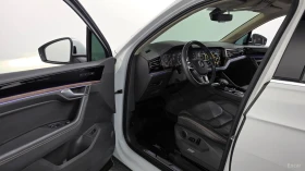 VW Touareg 3.0 TDI - PRESTIGE - ДИСТРОНИК - ОБДУХ - ПОДГРЕВИ - 27700 € - 63667243 10 | Car24.bg VW Touareg 3.0 TDI - PRESTIGE - ДИСТРОНИК - ОБДУХ - ПОДГРЕВИ - 27700 € - 63667243 10