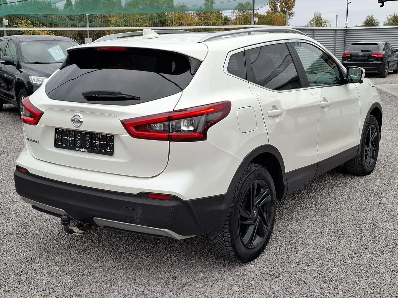Nissan Qashqai 1.5DCI Всички екстри за модела! - изображение 7 | Auto.bg Nissan Qashqai 1.5DCI Всички екстри за модела! - изображение 7
