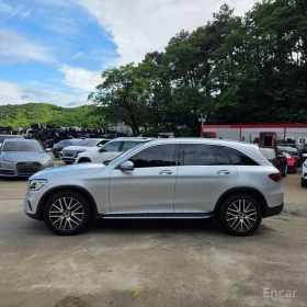 Mercedes-Benz GLC 300 AMG* LINE* ДИГИТАЛНО* ТАБЛО* 360КАМЕРА* ДИСТРОНИК* | Auto.bg — изображение 5 Mercedes-Benz GLC 300 AMG* LINE* ДИГИТАЛНО* ТАБЛО* 360КАМЕРА* ДИСТРОНИК* | Auto.bg — изображение 5