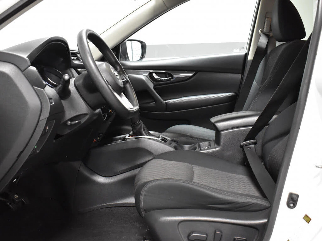 Nissan Rogue * АВТО КРЕДИТ* ЦЕНА ДО БГ * СЕРВИЗНА ИСТОРИЯ *  - изображение 8 | Auto.bg Nissan Rogue * АВТО КРЕДИТ* ЦЕНА ДО БГ * СЕРВИЗНА ИСТОРИЯ *  - изображение 8