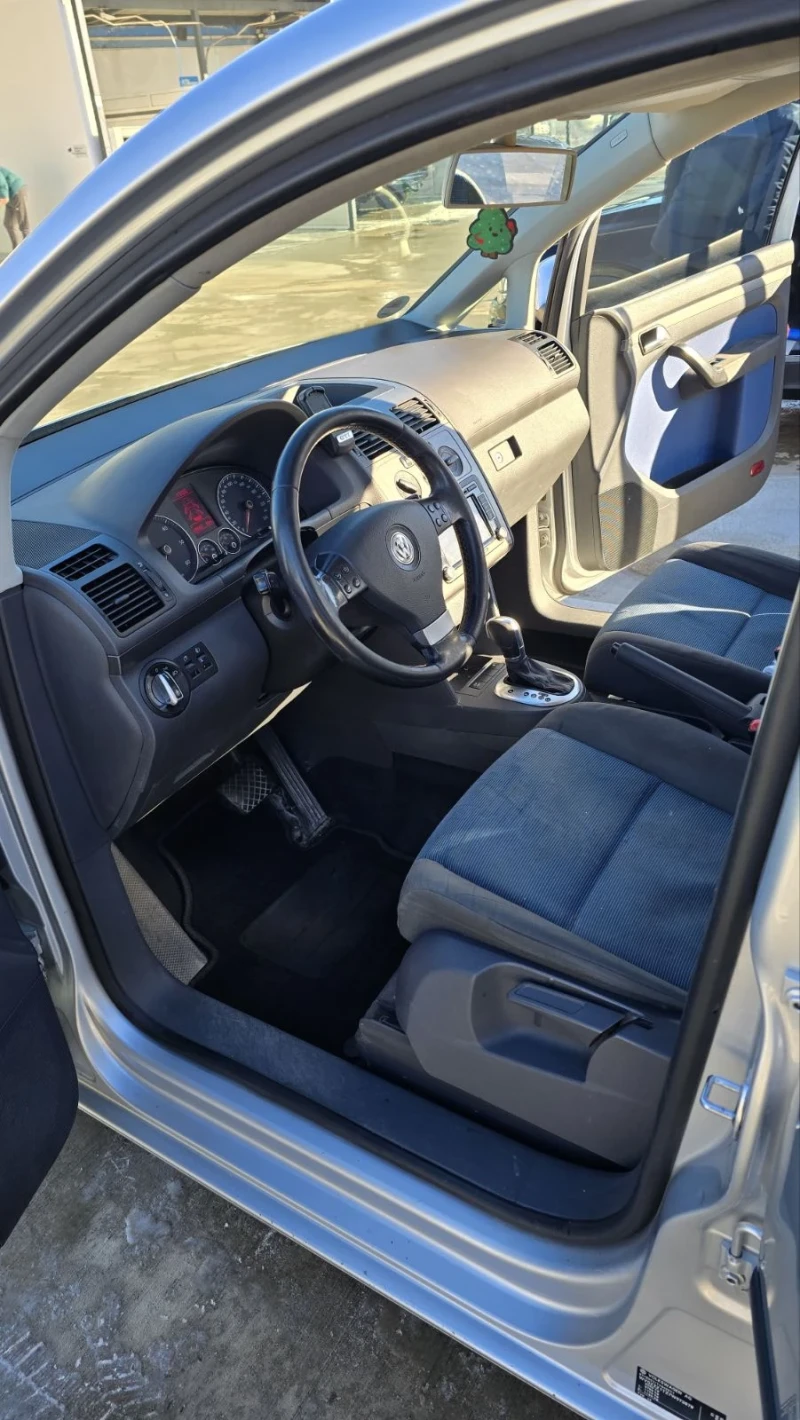 VW Touran 6+ 1 - 3900 € / 7627.74 лв. - 63788128 1 | Car24.bg VW Touran 6+ 1 - 3900 € / 7627.74 лв. - 63788128 1