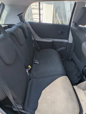 Toyota Yaris undefined | Auto.bg — изображение 12 Toyota Yaris undefined | Auto.bg — изображение 12