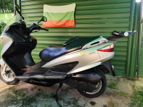 Suzuki Burgman 200 | Auto.bg — изображение 13 Suzuki Burgman 200 | Auto.bg — изображение 13