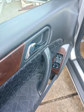 Mercedes-Benz 240 C | Auto.bg — изображение 4 Mercedes-Benz 240 C | Auto.bg — изображение 4