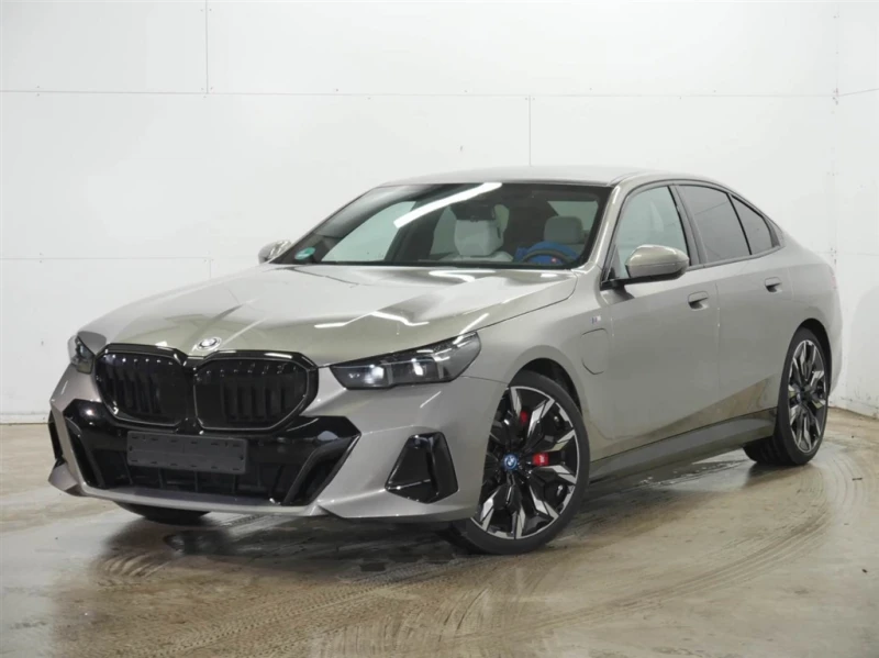 BMW 550 e xDrive - 152900 лв. / 78176.53 € - 47564924 1 | Car24.bg BMW 550 e xDrive - 152900 лв. / 78176.53 € - 47564924 1