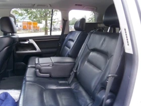 Toyota Land cruiser 200* V8* 6+ 1* FULL* - 36000 € / 70409.88 лв. - 31606413 8 | Car24.bg Toyota Land cruiser 200* V8* 6+ 1* FULL* - 36000 € / 70409.88 лв. - 31606413 8
