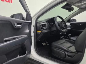 Kia Stonic 1.4 Prestige | Auto.bg — изображение 11 Kia Stonic 1.4 Prestige | Auto.bg — изображение 11
