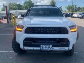 Toyota 4runner * Hybrid * CARFAX * БЕЗ ПЪРВОНАЧАЛНА ВНОСКА | Auto.bg — изображение 6 Toyota 4runner * Hybrid * CARFAX * БЕЗ ПЪРВОНАЧАЛНА ВНОСКА | Auto.bg — изображение 6