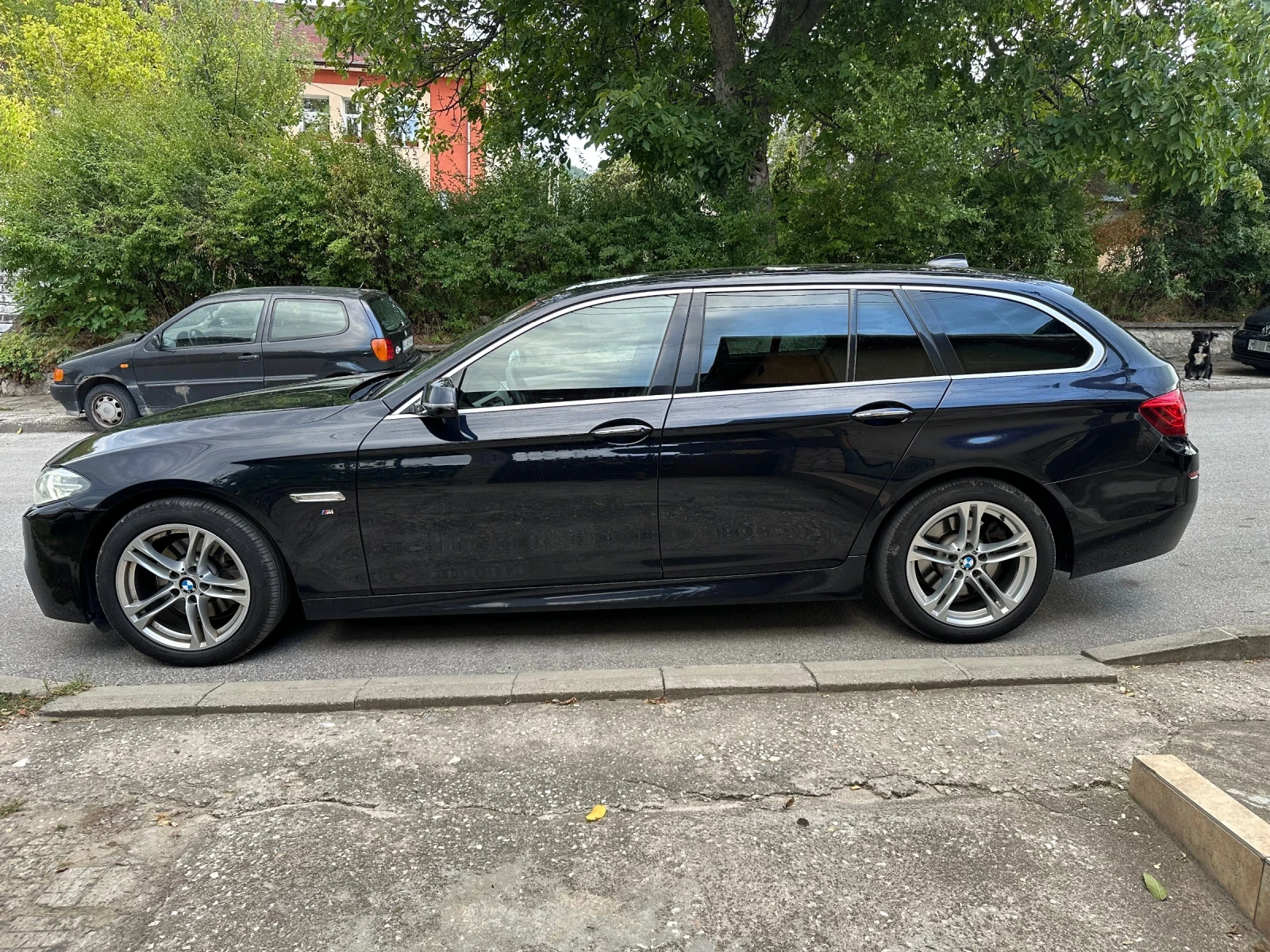BMW 520 2.0D XDrive 4x4 MPack - изображение 3 | Auto.bg BMW 520 2.0D XDrive 4x4 MPack - изображение 3