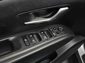 Hyundai Tucson 2.0 MODERN/4X4/ОБДУХВАНЕ/ПОДГРЕВ/НАВИГАЦИЯ/КАМЕРА | Auto.bg — изображение 15 Hyundai Tucson 2.0 MODERN/4X4/ОБДУХВАНЕ/ПОДГРЕВ/НАВИГАЦИЯ/КАМЕРА | Auto.bg — изображение 15