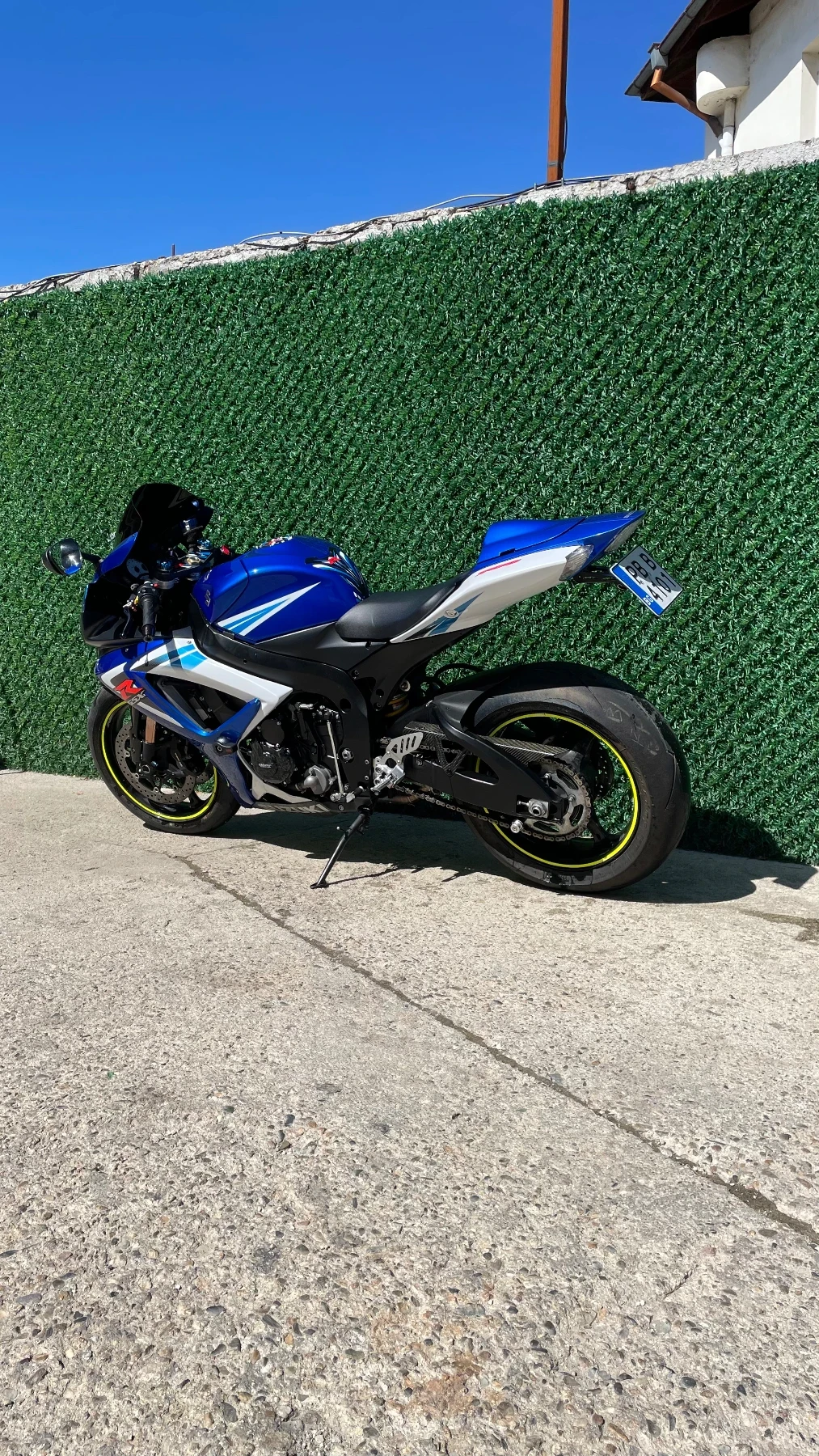 Suzuki Gsxr Suzuki GSXR 750 A2!!! - изображение 4 | Auto.bg Suzuki Gsxr Suzuki GSXR 750 A2!!! - изображение 4