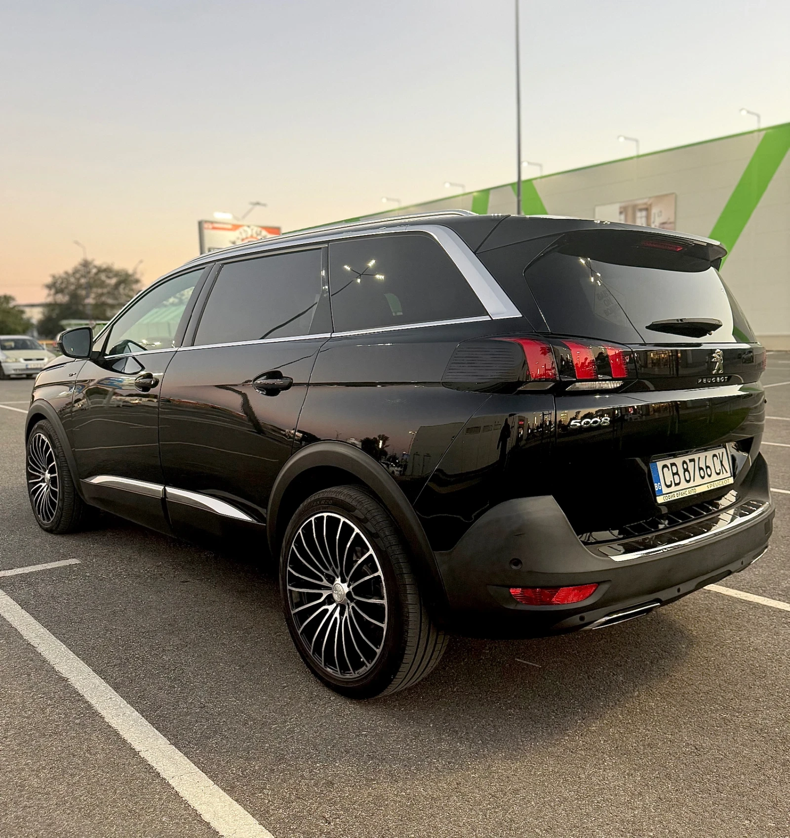 Peugeot 5008 2.0D 180kc-GT-line / 7 местна  - изображение 4 | Auto.bg Peugeot 5008 2.0D 180kc-GT-line / 7 местна  - изображение 4