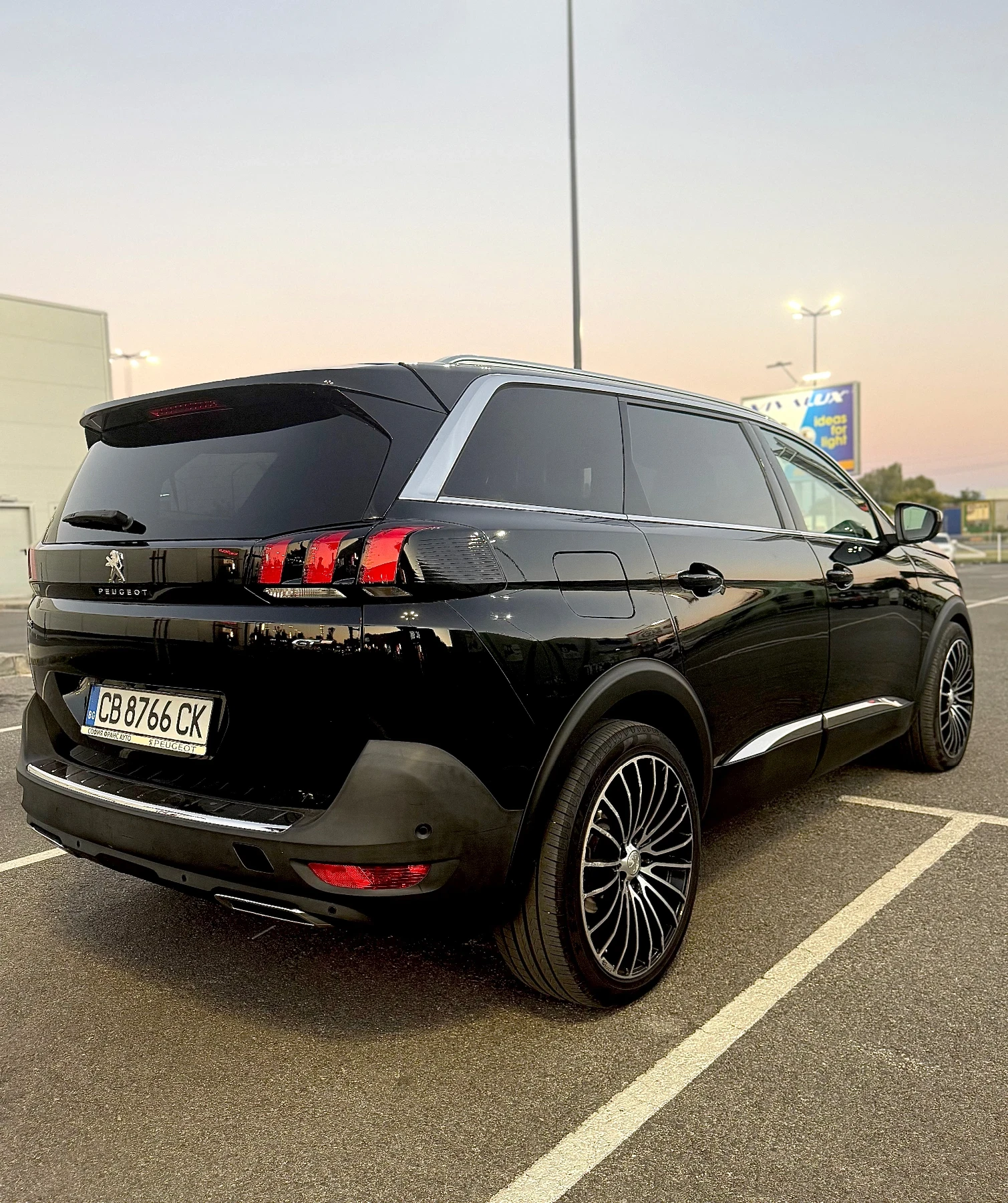 Peugeot 5008 2.0D 180kc-GT-line / 7 местна  - изображение 6 | Auto.bg Peugeot 5008 2.0D 180kc-GT-line / 7 местна  - изображение 6