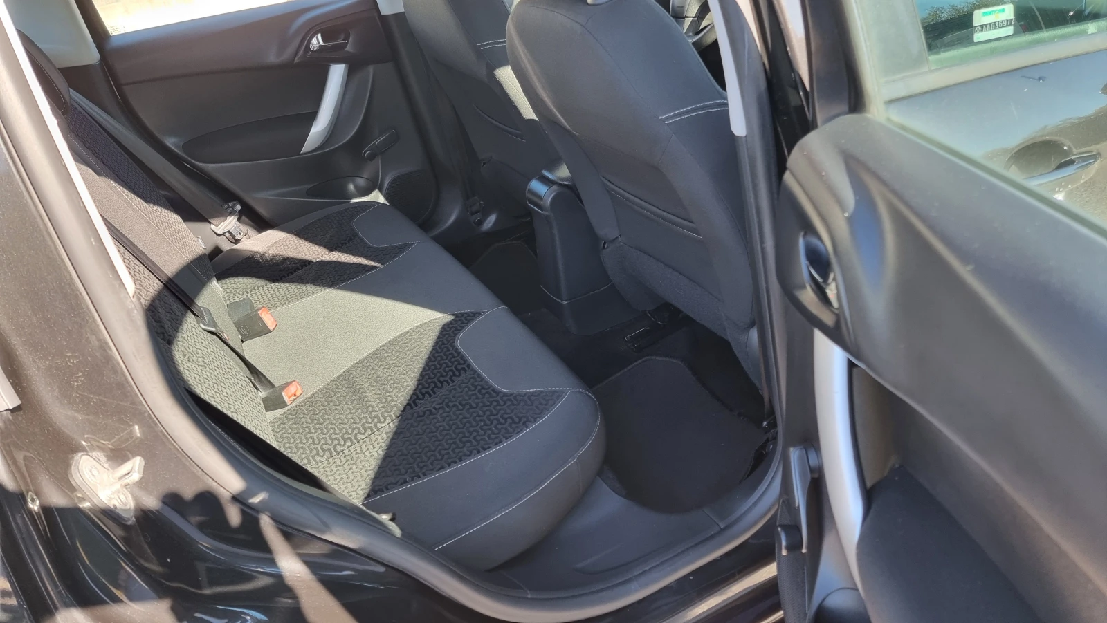 Citroen C3 1.4HDI Euro5A - изображение 9 | Auto.bg Citroen C3 1.4HDI Euro5A - изображение 9