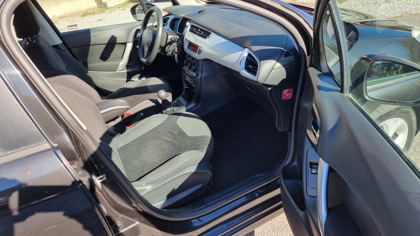 Citroen C3 1.4HDI Euro5A - изображение 10 | Auto.bg Citroen C3 1.4HDI Euro5A - изображение 10