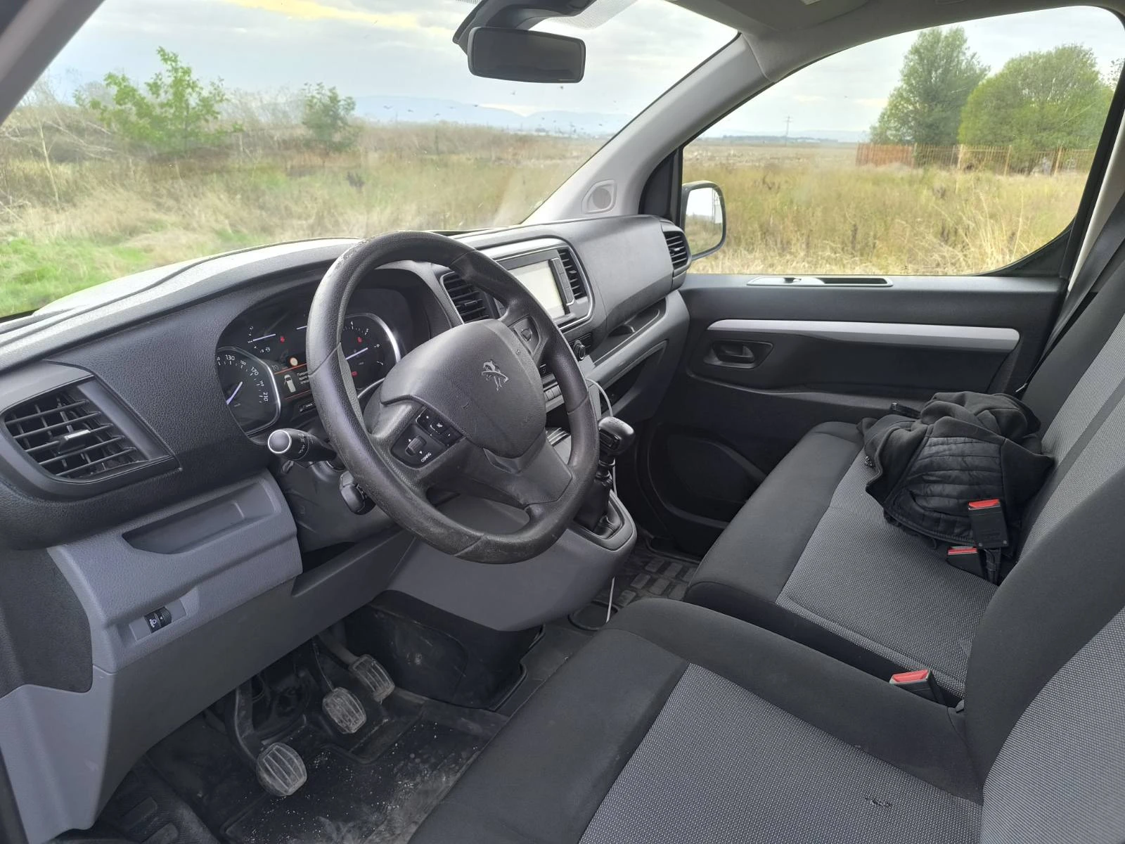 Peugeot Expert Premium Komfort Plus L3 TwinCab Edition - изображение 9 | Auto.bg Peugeot Expert Premium Komfort Plus L3 TwinCab Edition - изображение 9