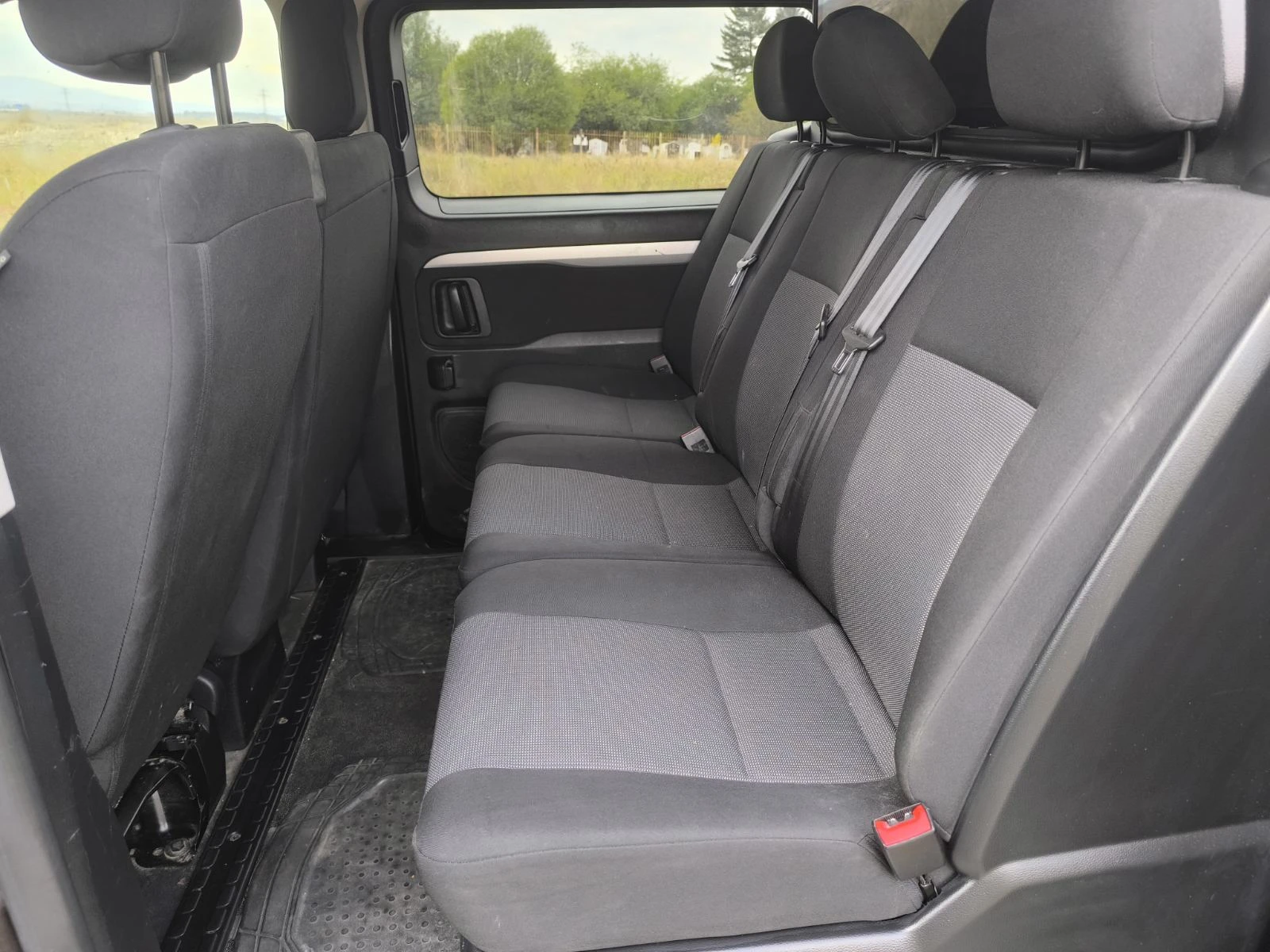 Peugeot Expert Premium Komfort Plus L3 TwinCab Edition - изображение 10 | Auto.bg Peugeot Expert Premium Komfort Plus L3 TwinCab Edition - изображение 10