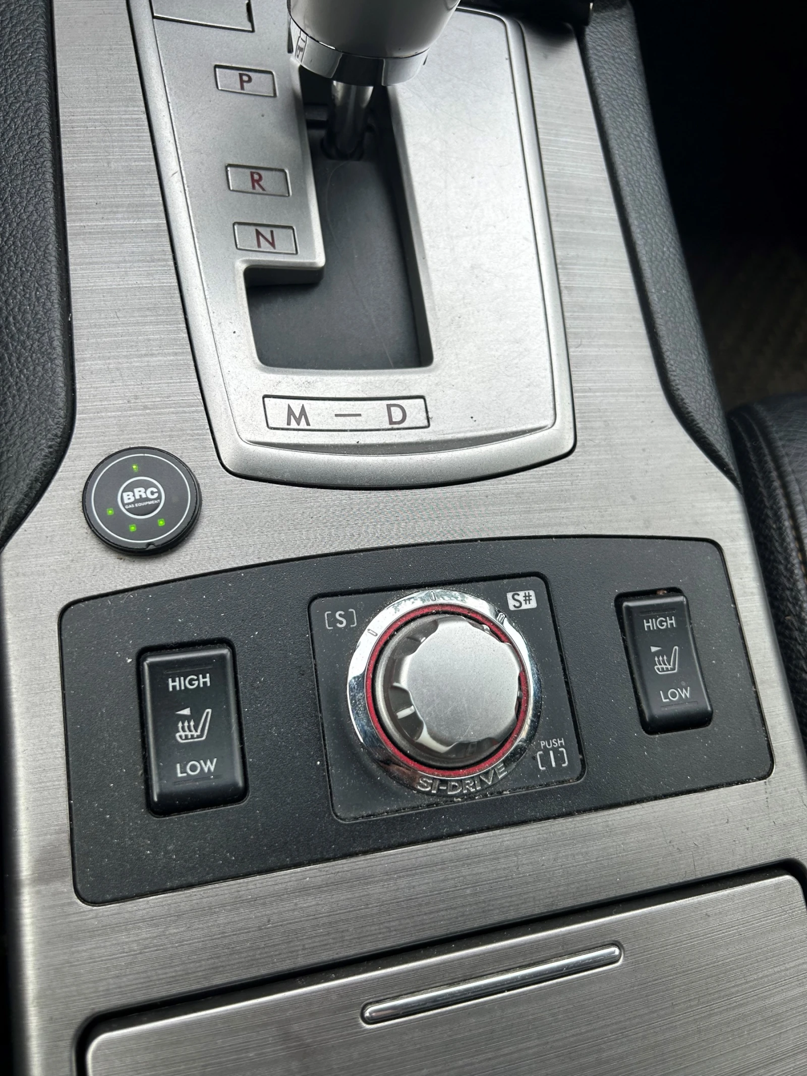 Subaru Legacy 2.5 GT 265 к.с./ГАЗ - изображение 7 | Auto.bg Subaru Legacy 2.5 GT 265 к.с./ГАЗ - изображение 7