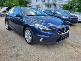 Снимка Volvo V40 Cross Coun...