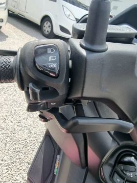 Yamaha X-max 400 | Auto.bg — изображение 9 Yamaha X-max 400 | Auto.bg — изображение 9