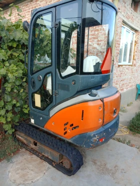 Багер Hitachi Zx18 -3 zaksis