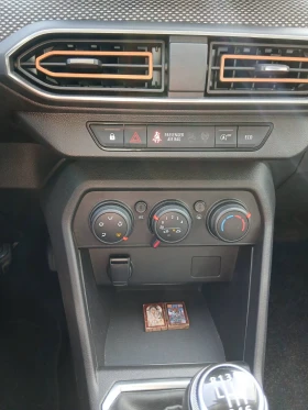 Dacia Sandero 1.0 91к.с - 10800 € - 20535660 5 | Car24.bg Dacia Sandero 1.0 91к.с - 10800 € - 20535660 5