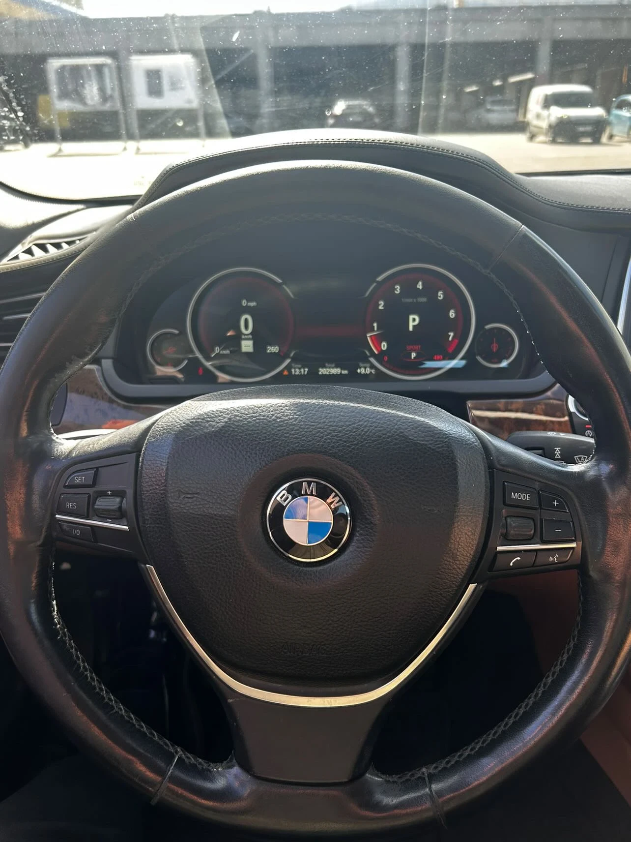 BMW 750 Li Xd FULL FACE DIGITAL - изображение 8 | Auto.bg BMW 750 Li Xd FULL FACE DIGITAL - изображение 8