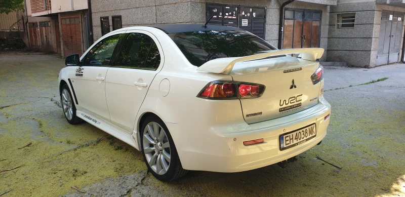 Mitsubishi Lancer 1.8 - 4900 € / 9583.57 лв. - 28442535 1 | Car24.bg Mitsubishi Lancer 1.8 - 4900 € / 9583.57 лв. - 28442535 1