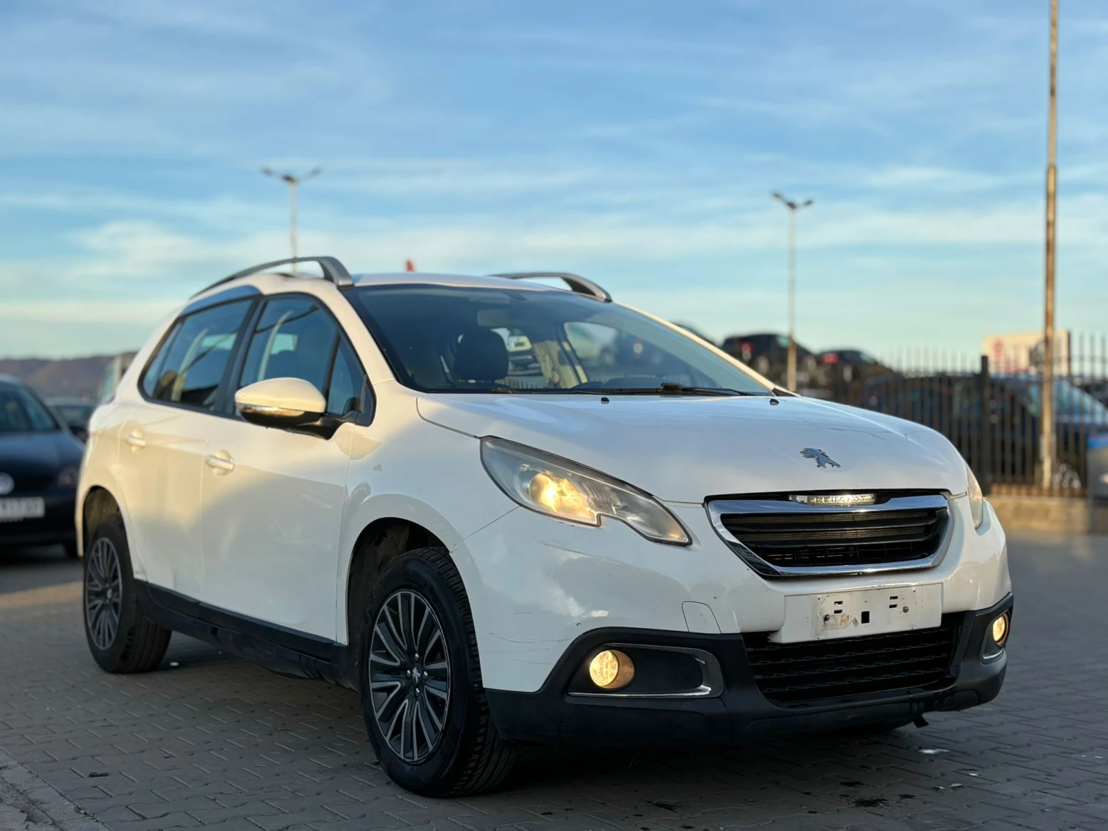 Peugeot 2008 / 1.6 HDI / ACTIVE / EURO 5  /  - изображение 7 | Auto.bg Peugeot 2008 / 1.6 HDI / ACTIVE / EURO 5  /  - изображение 7